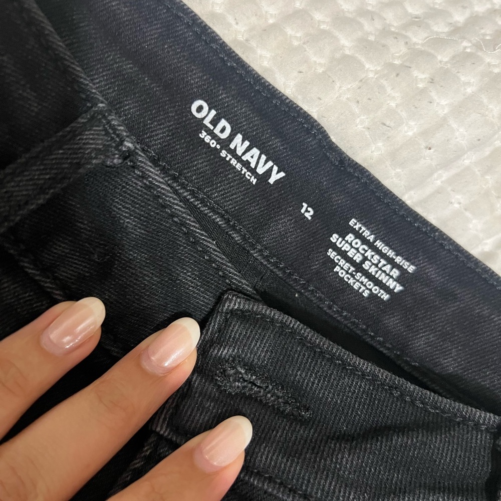 Extra Skinny High Rise Rockstar Super Skinny Secret Smooth Pockets